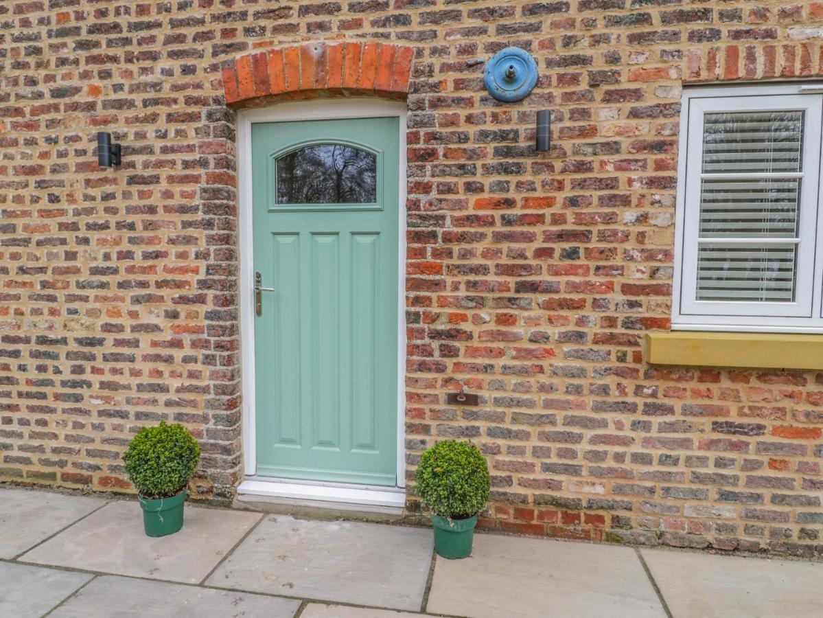 The Grooms Cottage York Exterior photo